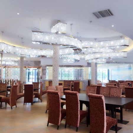 Deberlin Hotel Zhuhai Bagian luar foto