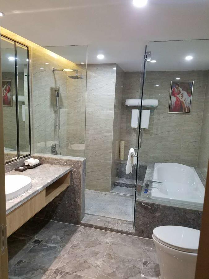 Deberlin Hotel Zhuhai Bagian luar foto